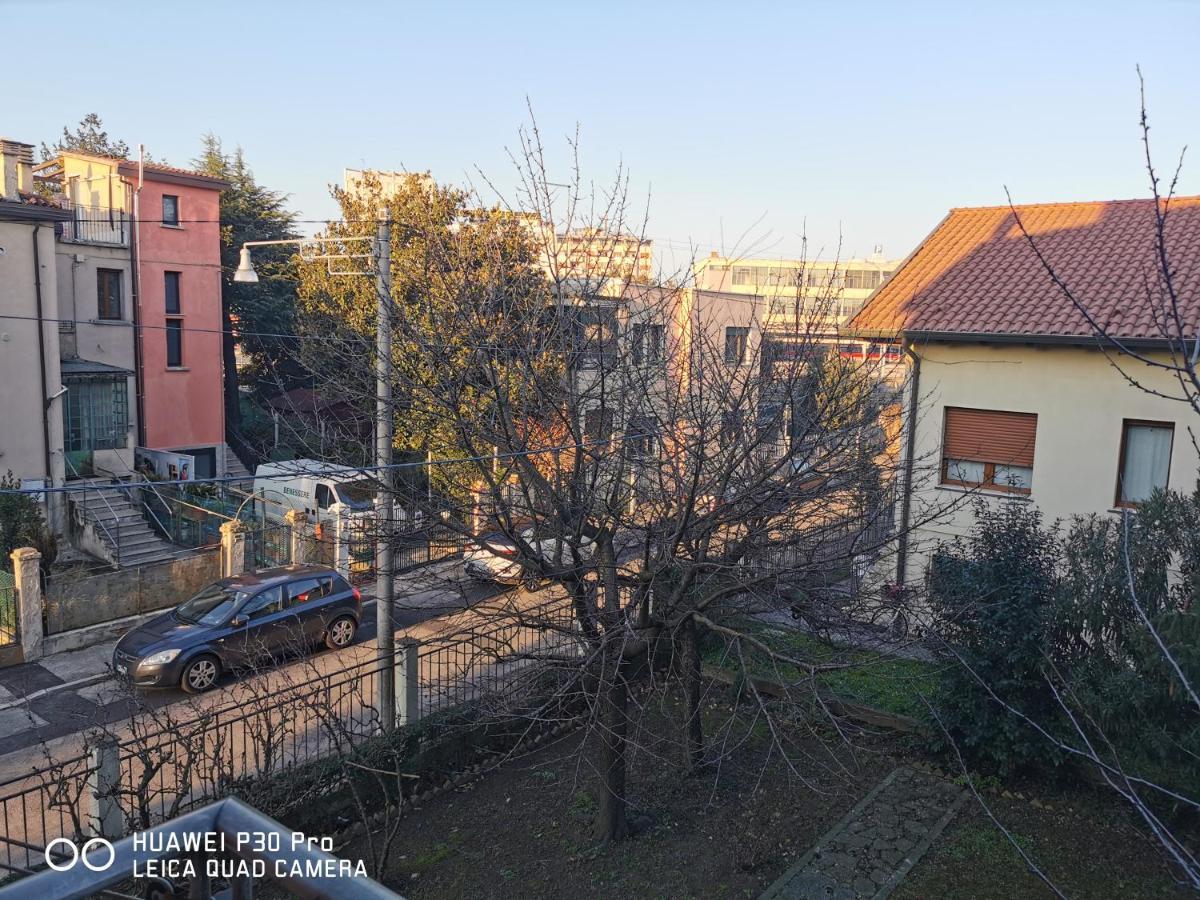 Venice Mestre Station Apartment マルゲーラ エクステリア 写真