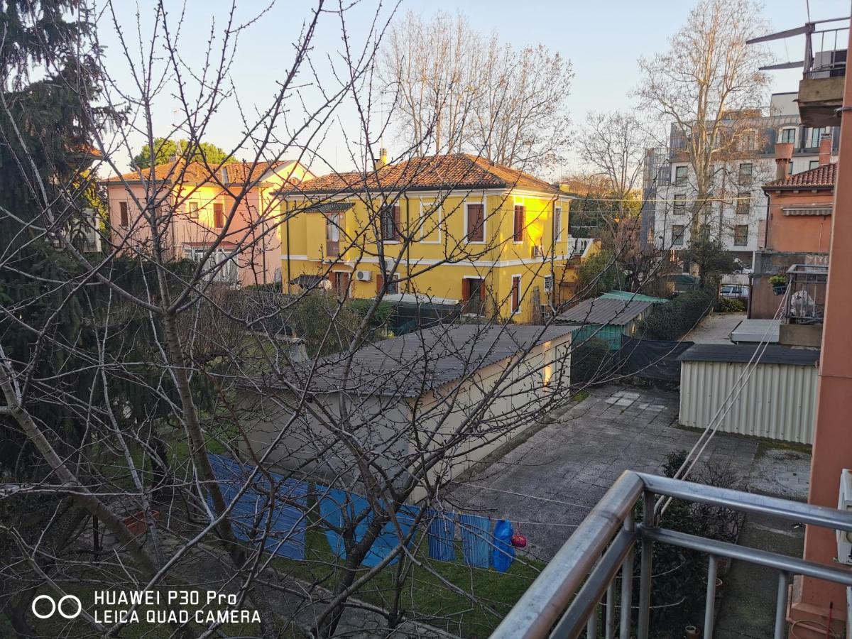 Venice Mestre Station Apartment マルゲーラ エクステリア 写真